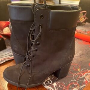 Timberland Women's Lace-Up Black Boots